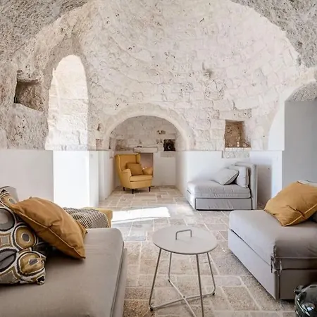 Trullo Strangio By Raro * 奥斯图尼